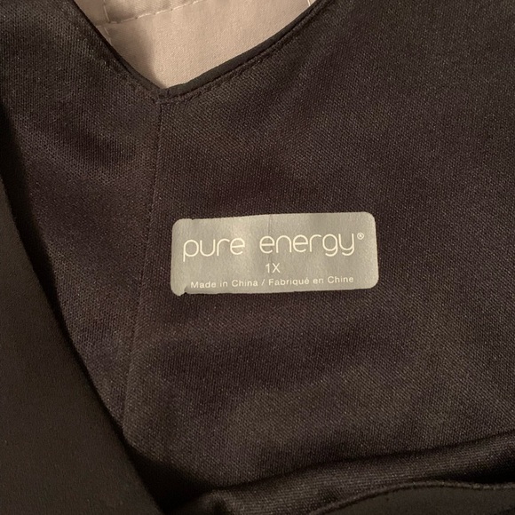 Black Dress - Picture 2 of 3